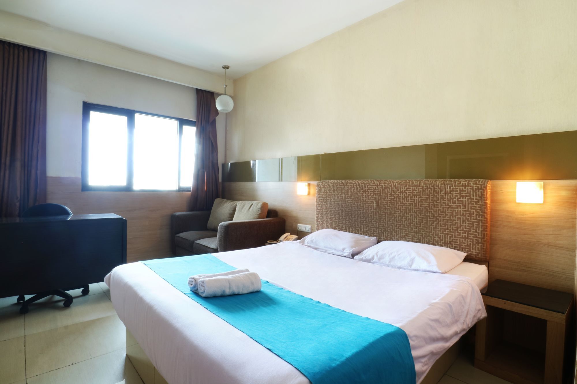 Penthouse Hotel Джакарта Экстерьер фото