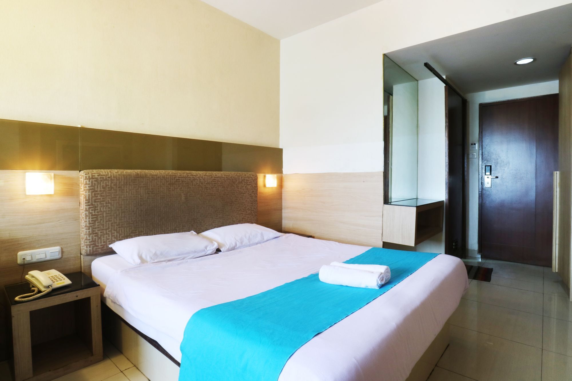 Penthouse Hotel Джакарта Экстерьер фото
