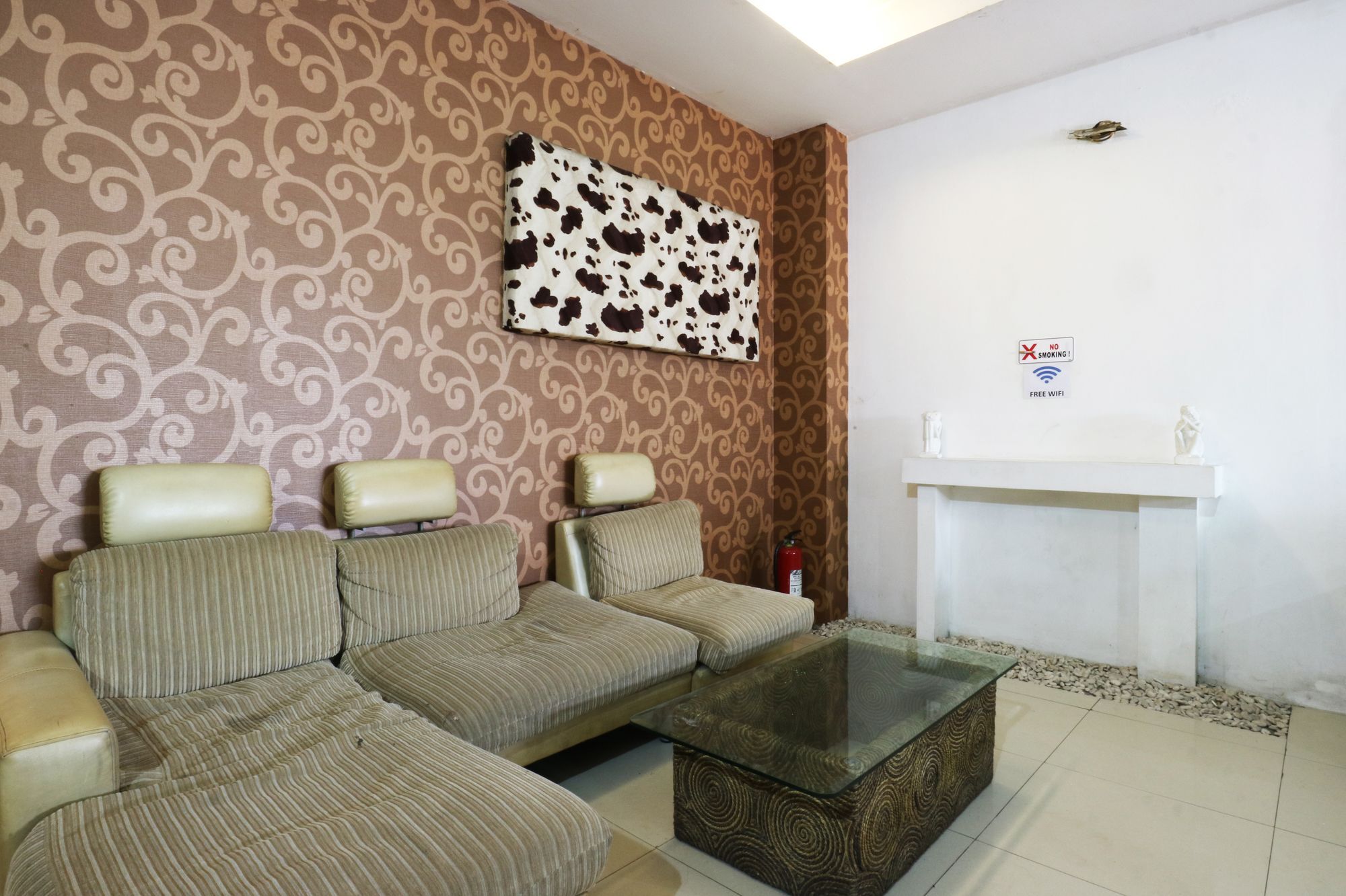 Penthouse Hotel Джакарта Экстерьер фото